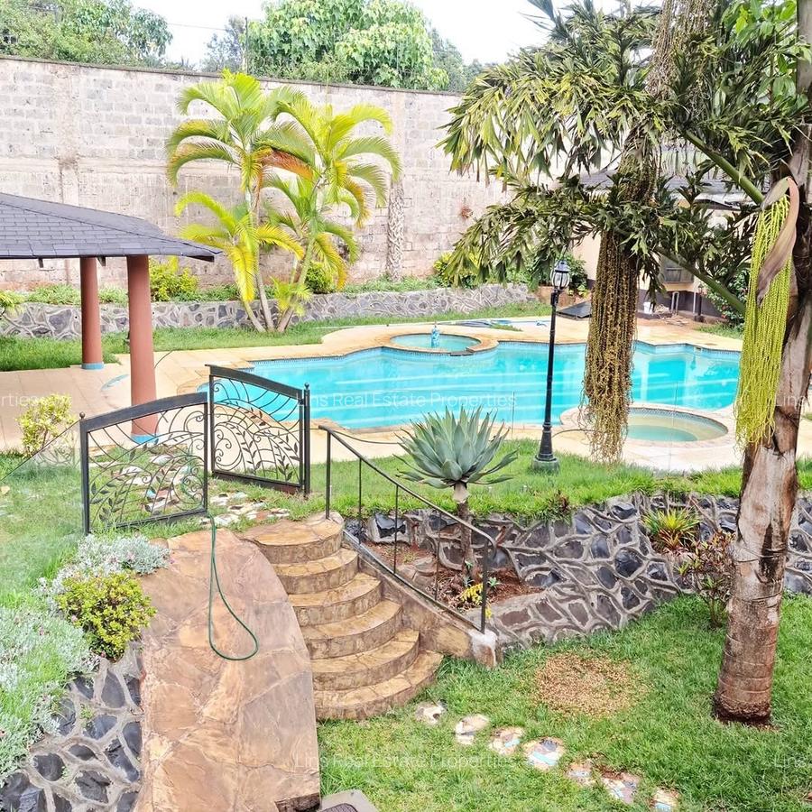 5 Bed House with En Suite in Nyari - 3