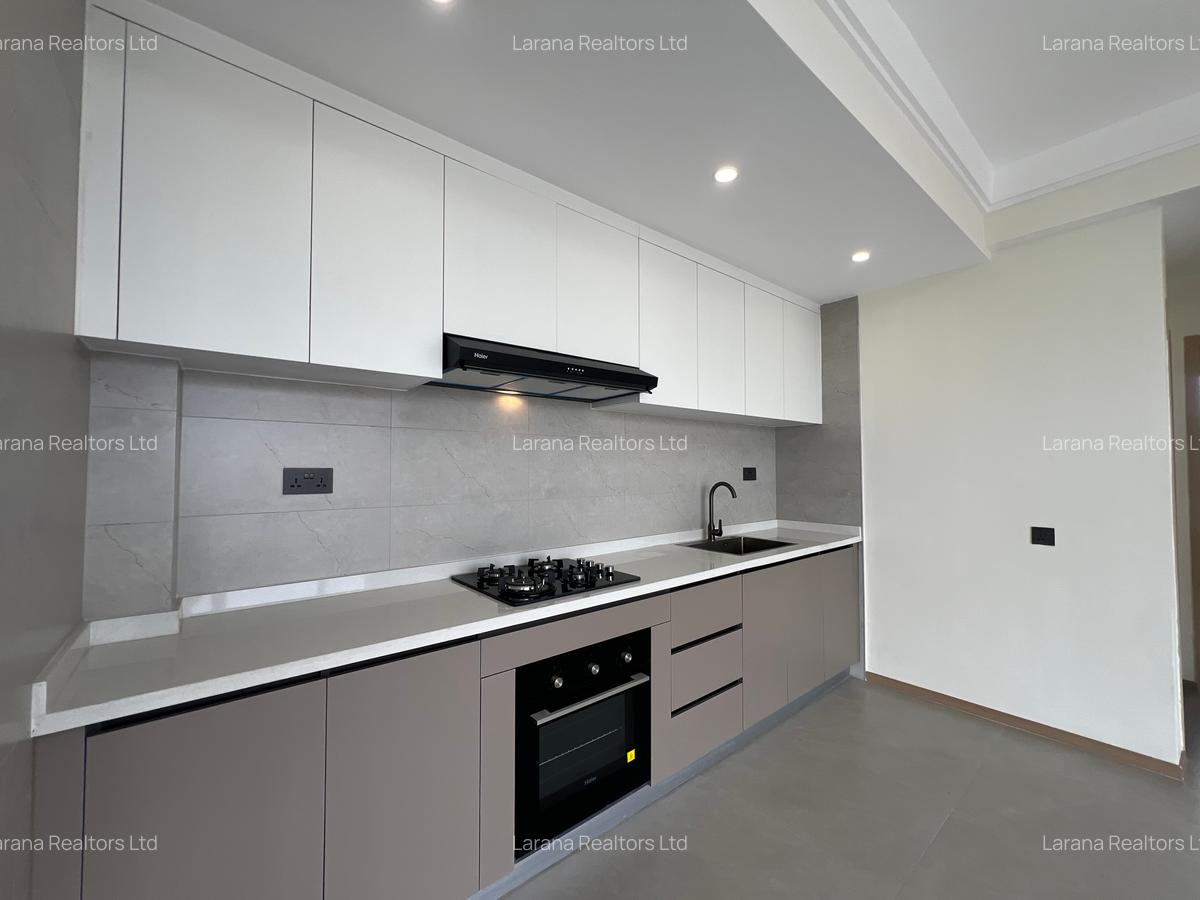 2 Bed Apartment with En Suite at Ring Rd - 4