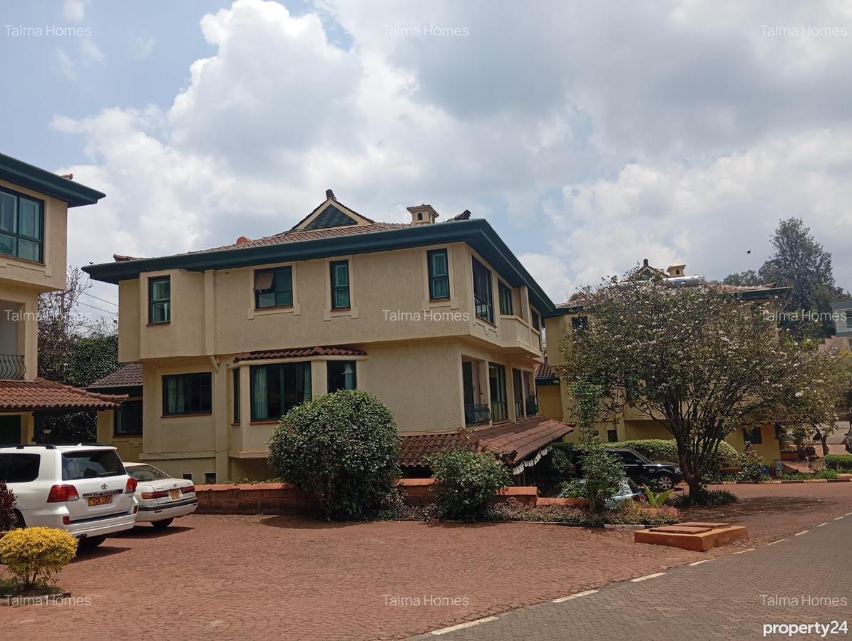 3 Bed Villa with En Suite in Westlands Area - 9