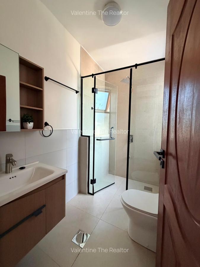 4 Bed House with En Suite in Kamakis - 14