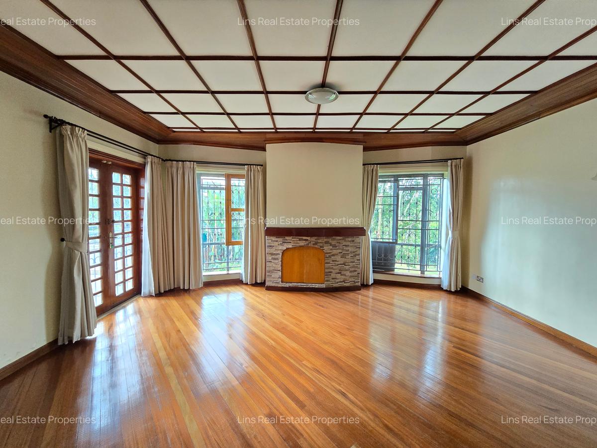 6 Bed House with En Suite in Runda - 13