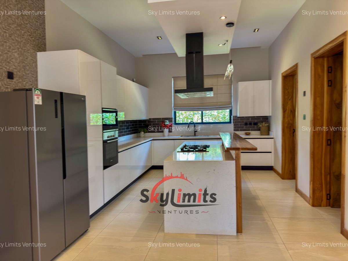 4 Bed Villa with En Suite in Loresho - 6