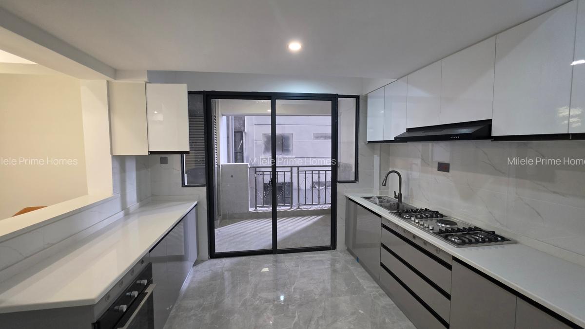 Serviced 3 Bed Apartment with En Suite at Nyeri Road - 4