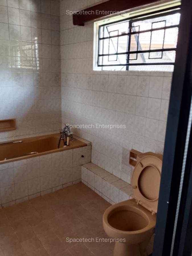 5 Bed House with Staff Quarters in Nyari - 10
