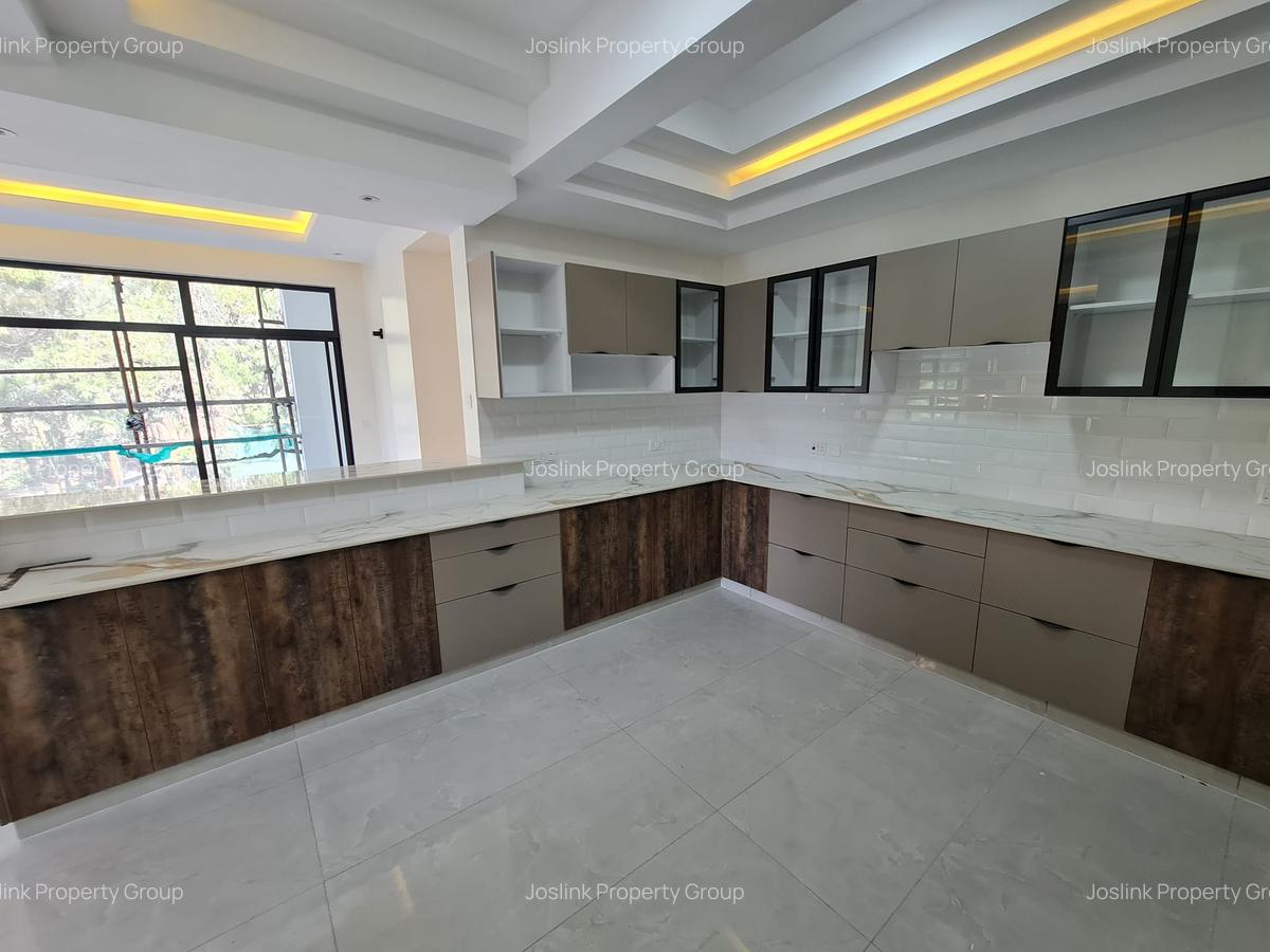3 Bed Apartment with En Suite in Nyali Area - 19
