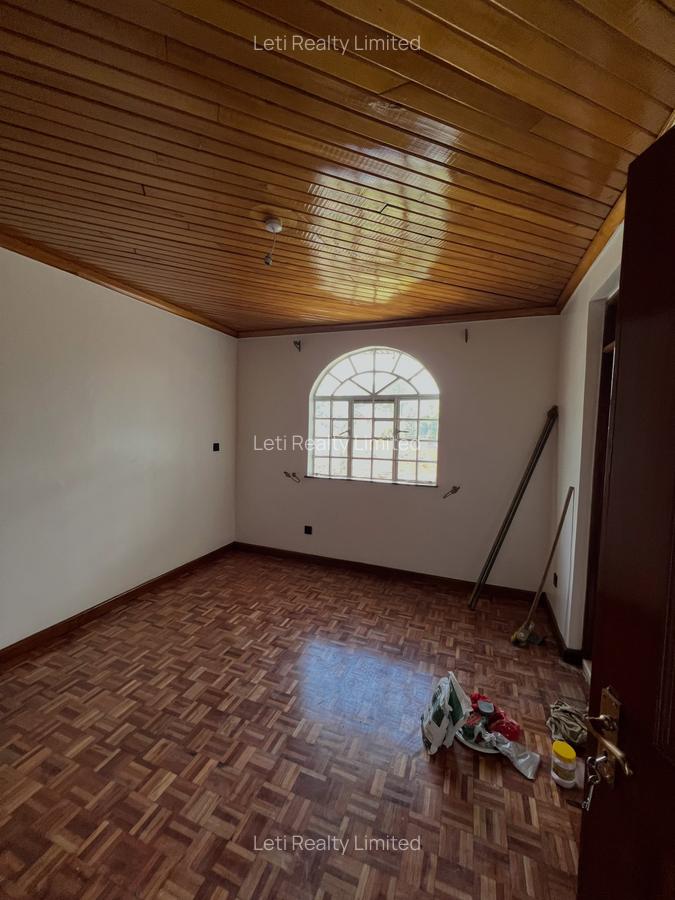 4 Bed Townhouse with En Suite in Lavington - 6