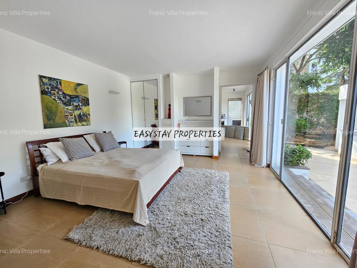 Serviced 1 Bed Apartment with En Suite at Gigiri - 4