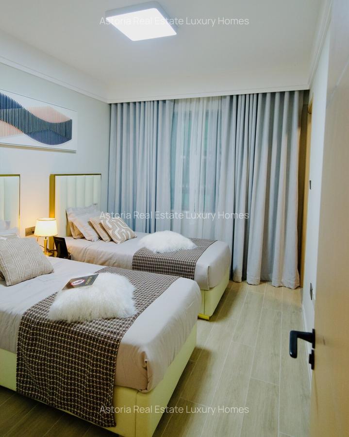 4 Bed Apartment with En Suite at 2026-405 - 13