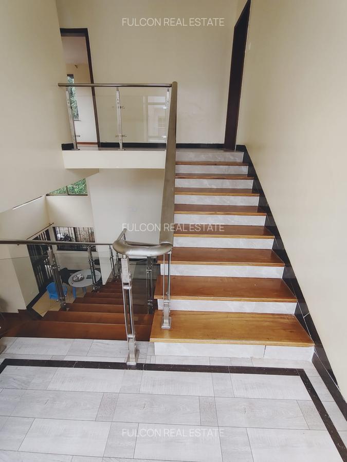 5 Bed Villa with En Suite in Lavington - 20