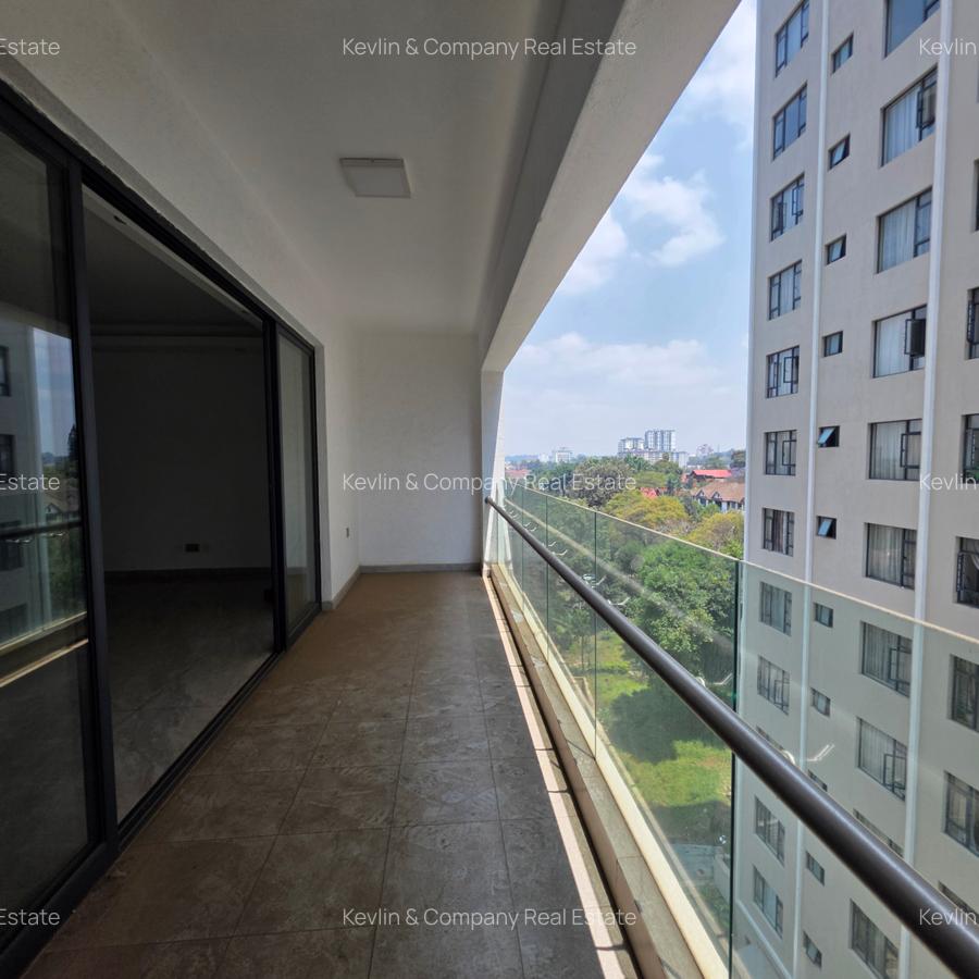4 Bed Apartment with En Suite in Lavington - 1