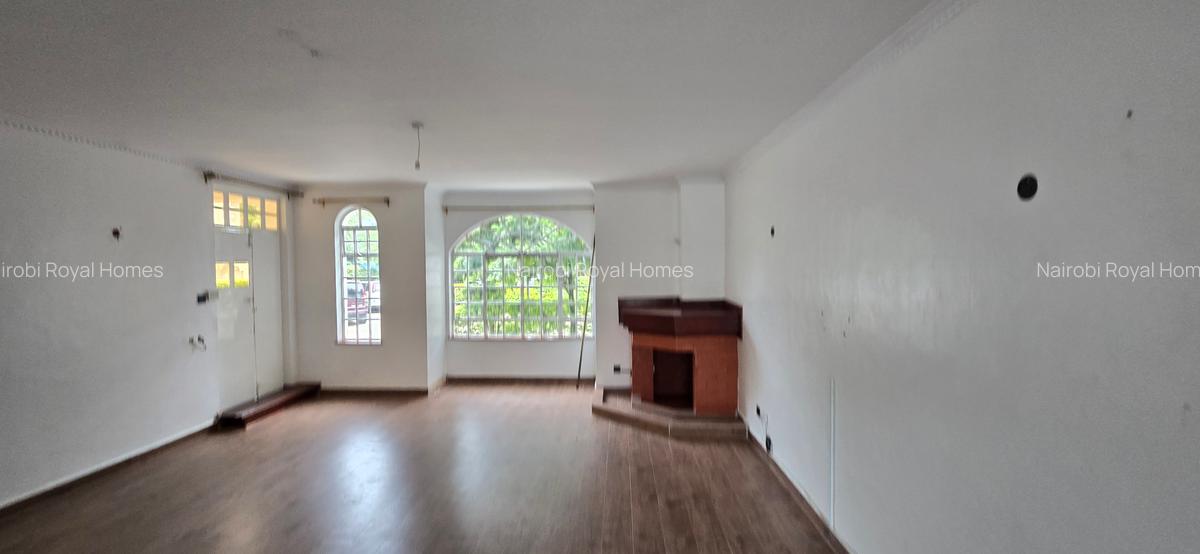 5 Bed Townhouse with En Suite at Lavington Road - 17