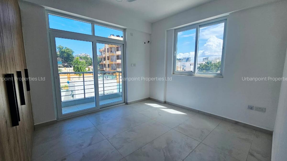 2 Bed Apartment with En Suite in Nyali Area - 6