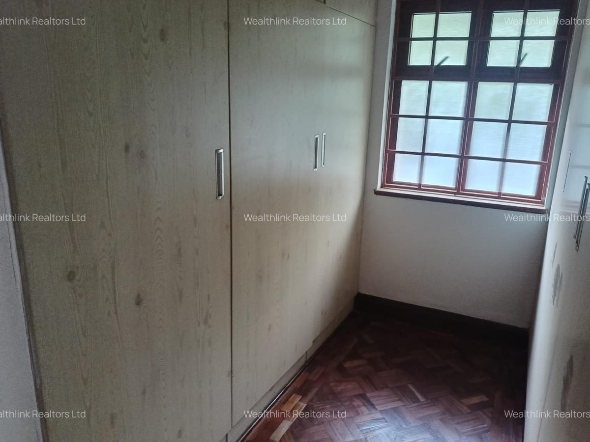 4 Bed Townhouse with En Suite at Runda - 18