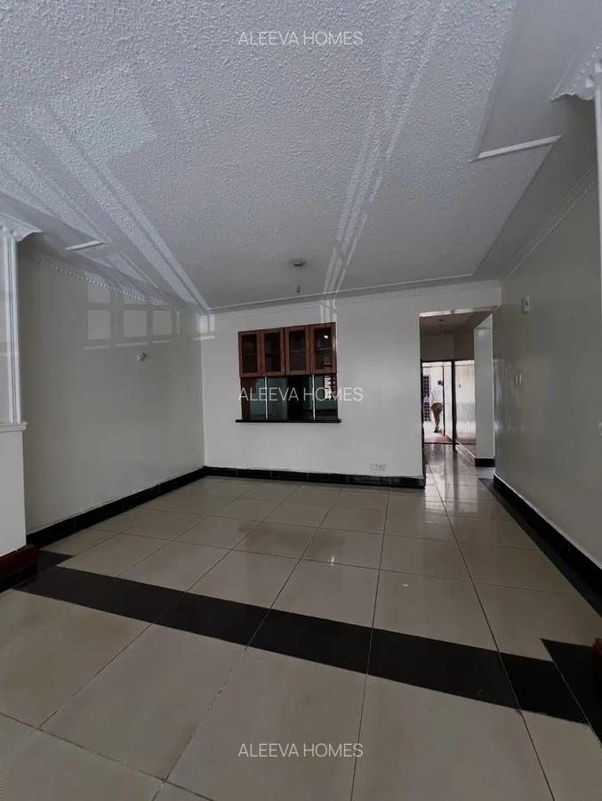 3 Bed Apartment with En Suite in Lavington - 6