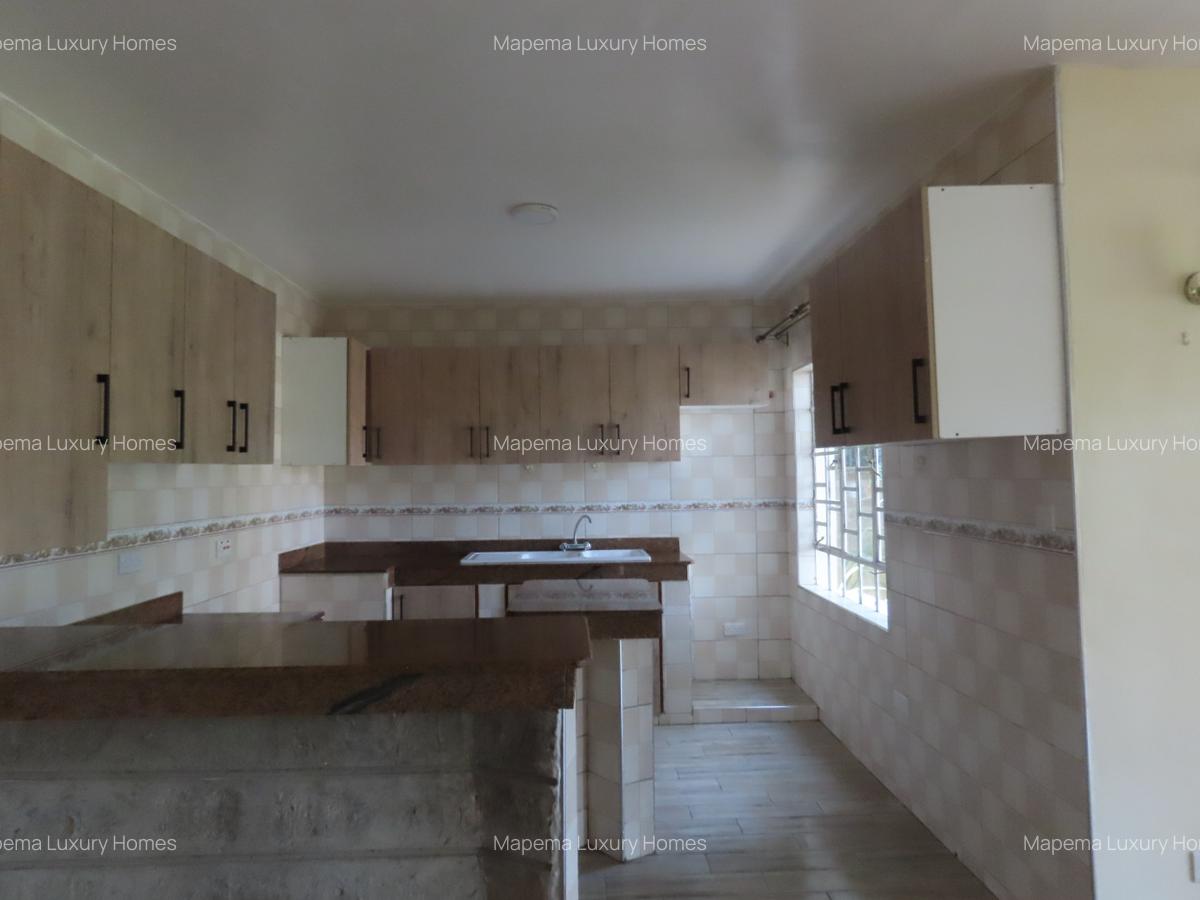 5 Bed House with En Suite at Kerarapon - 19