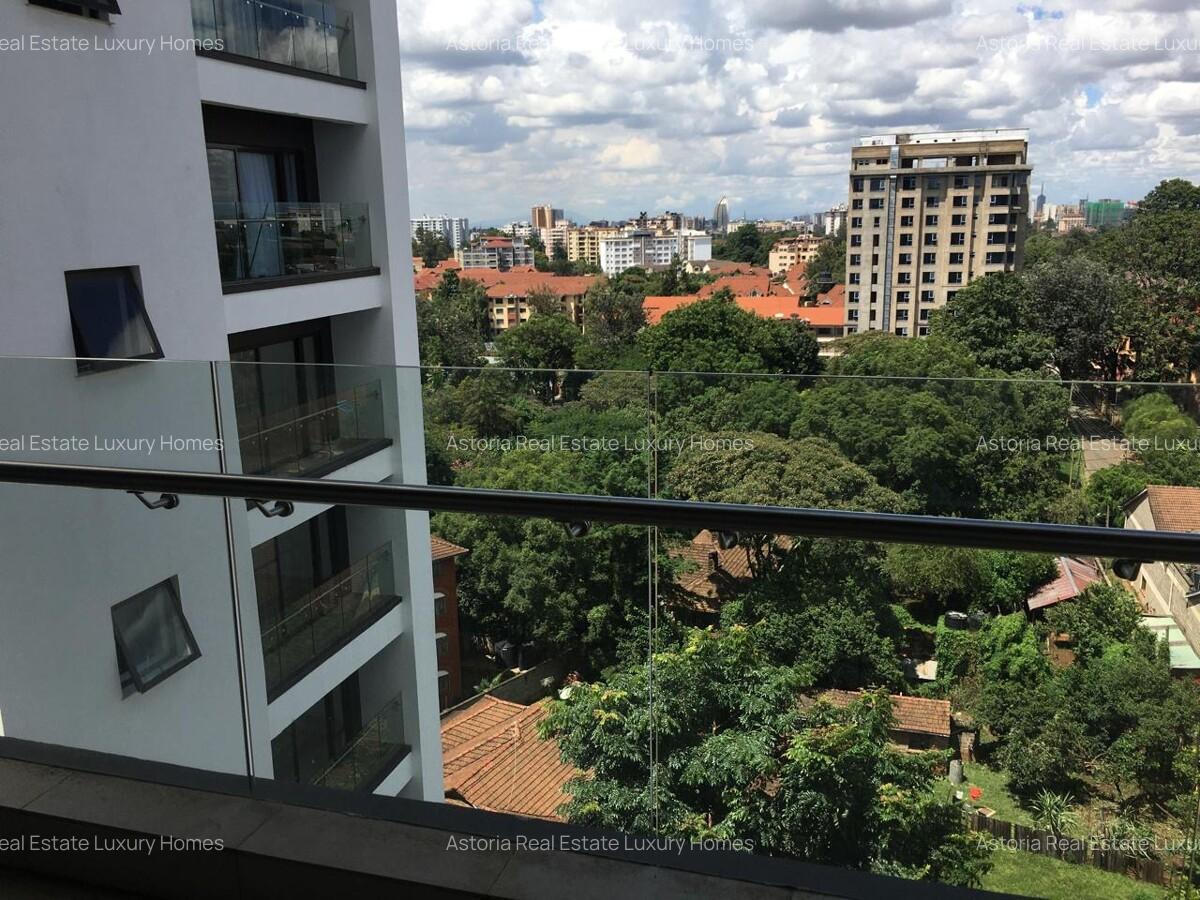 2 Bed Apartment with En Suite at 2026-440 - 5