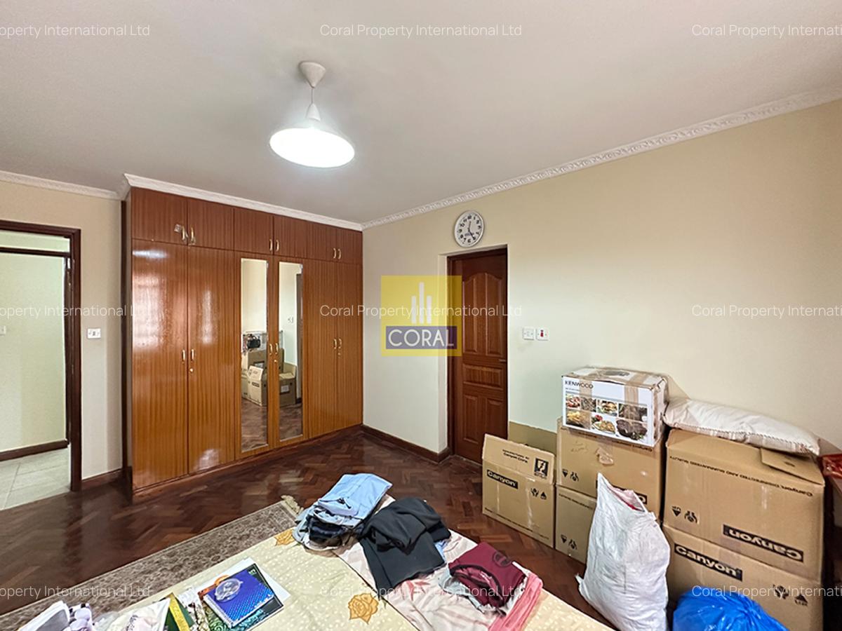 3 Bed Apartment in Parklands - 11