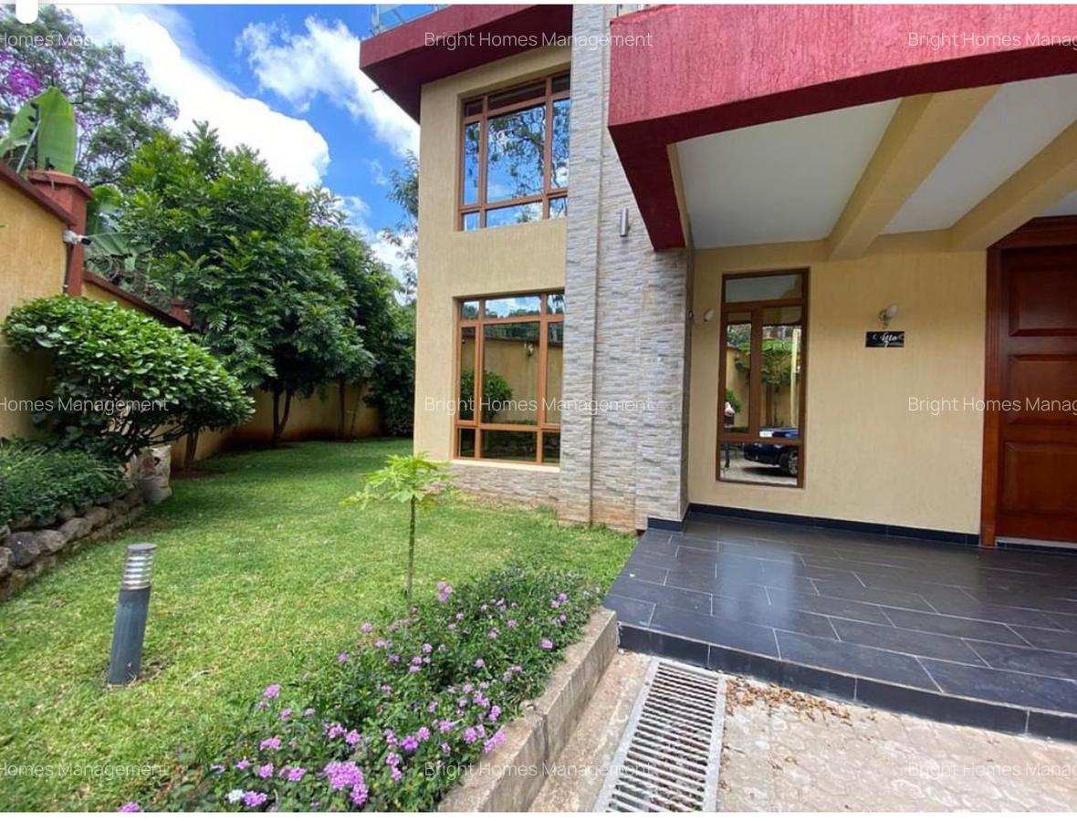5 Bed Townhouse with En Suite in Lavington - 6