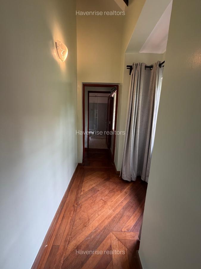5 Bed Villa at Rosslyn - 13