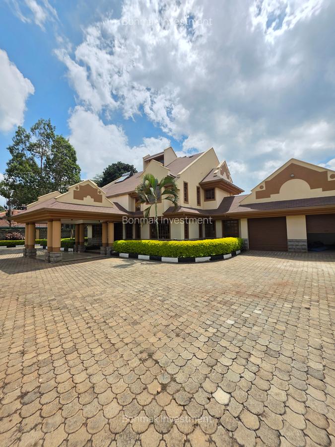 5 Bed House with En Suite at Old Runda - 12