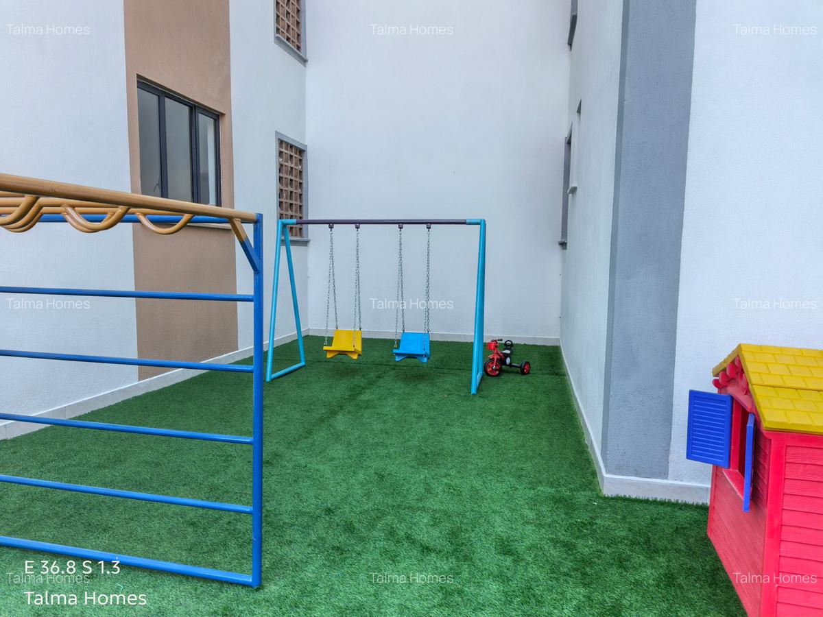 2 Bed Apartment with En Suite at Brookside - 13