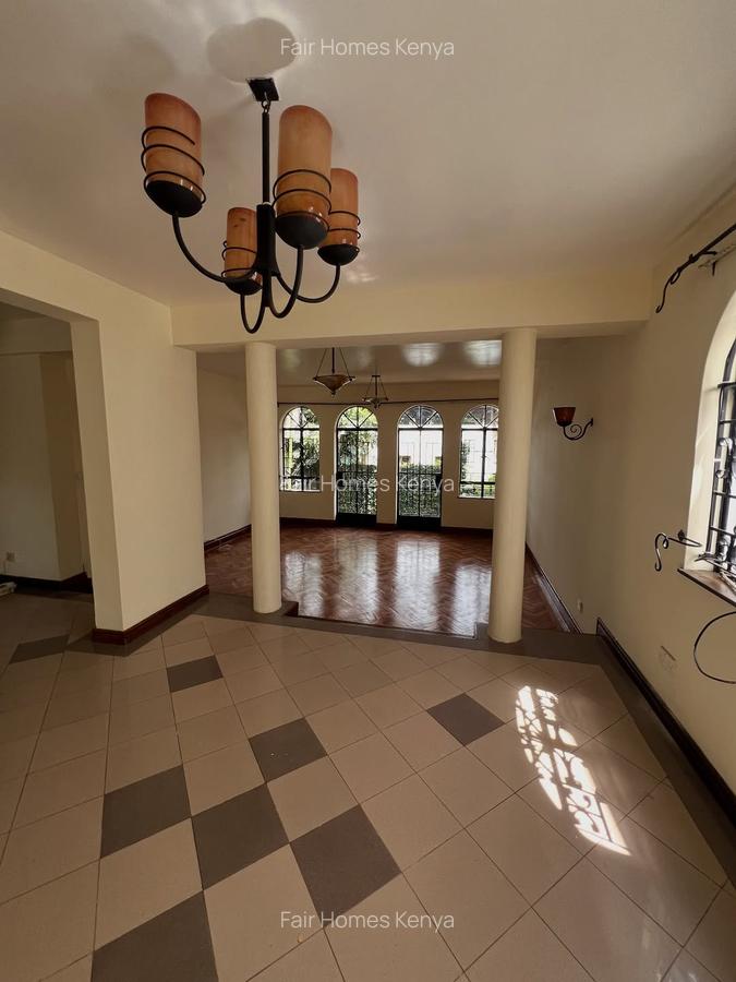 5 Bed Townhouse with En Suite at Riverside Drive - 4