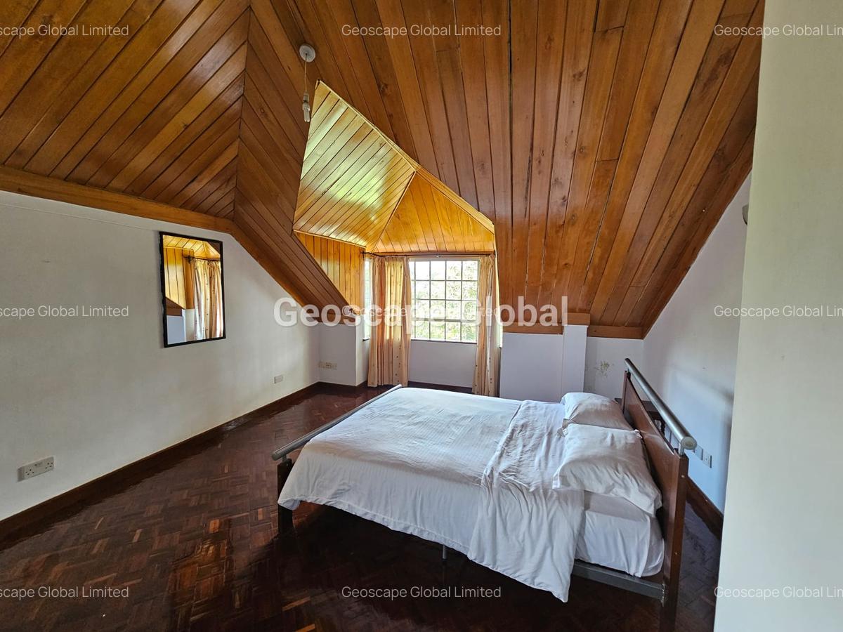 Furnished 2 Bed Apartment with En Suite in Brookside - 11