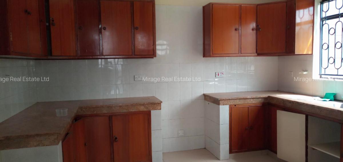 3 Bed Apartment with Parking in Westlands Area - 16