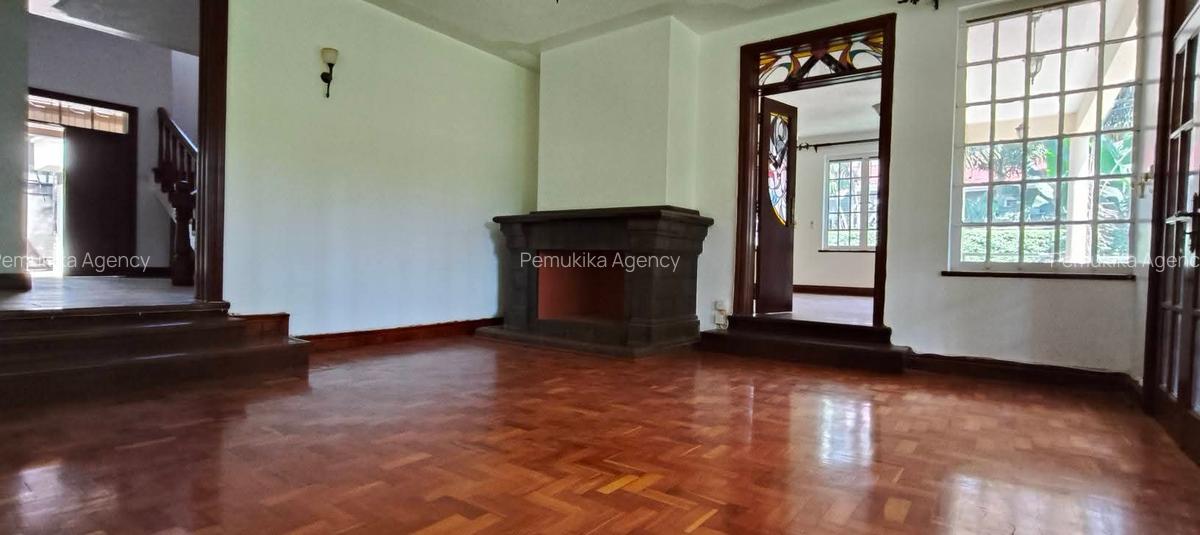 5 Bed Townhouse with En Suite in Runda - 8