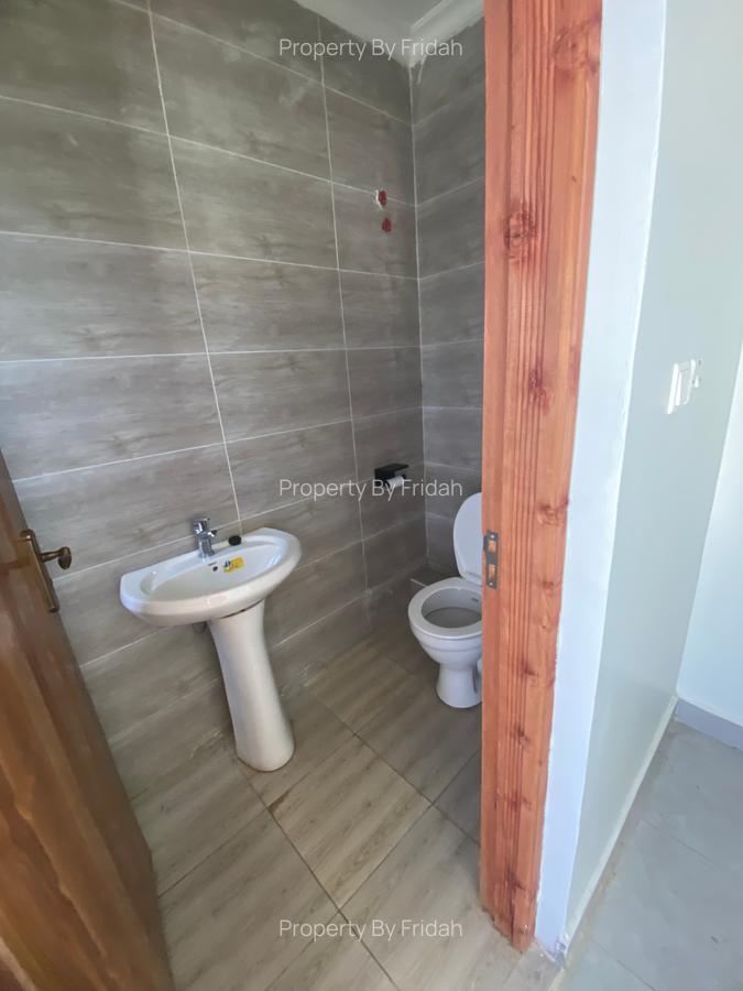 4 Bed House with En Suite in Kitengela - 15