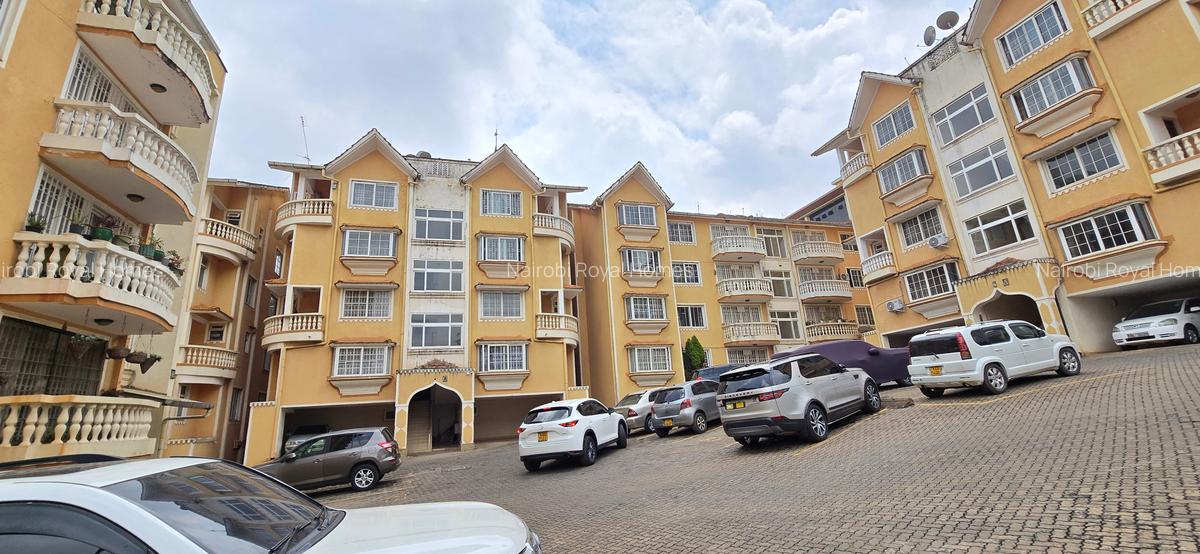 4 Bed Apartment with En Suite at Rhapta Road - 2