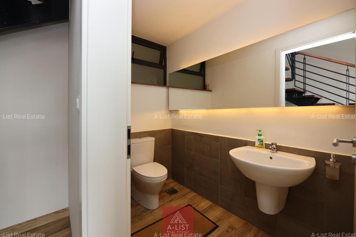 4 Bed Apartment with En Suite at Riverside Drive - 8