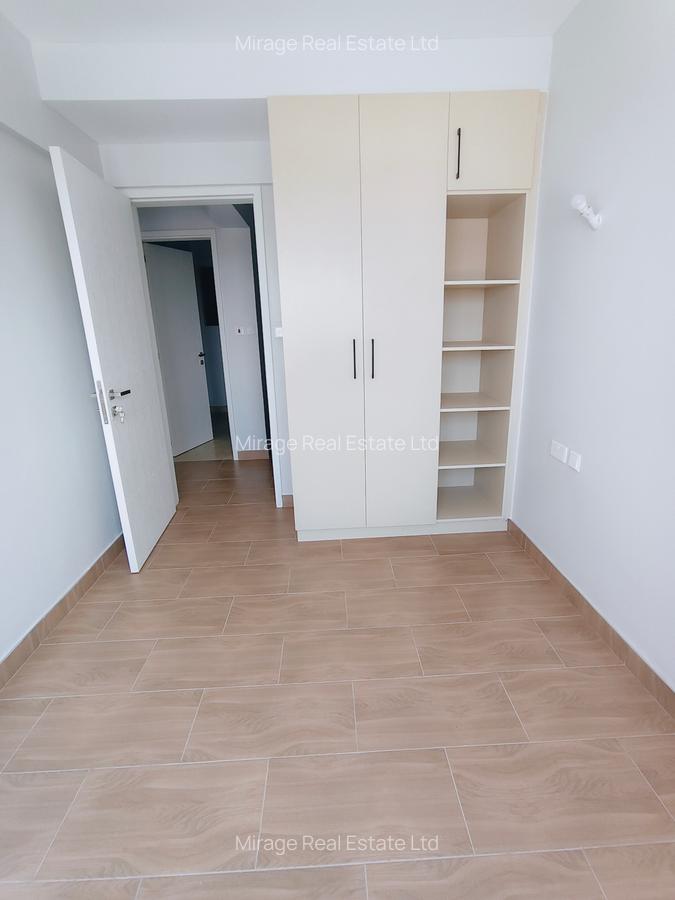 2 Bed Apartment with Swimming Pool in Garden Estate - 9