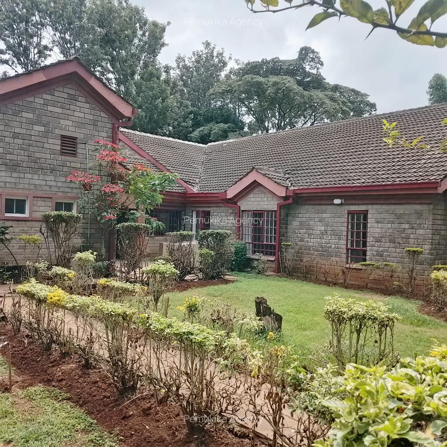 4 Bed House with En Suite at Karen C - 1