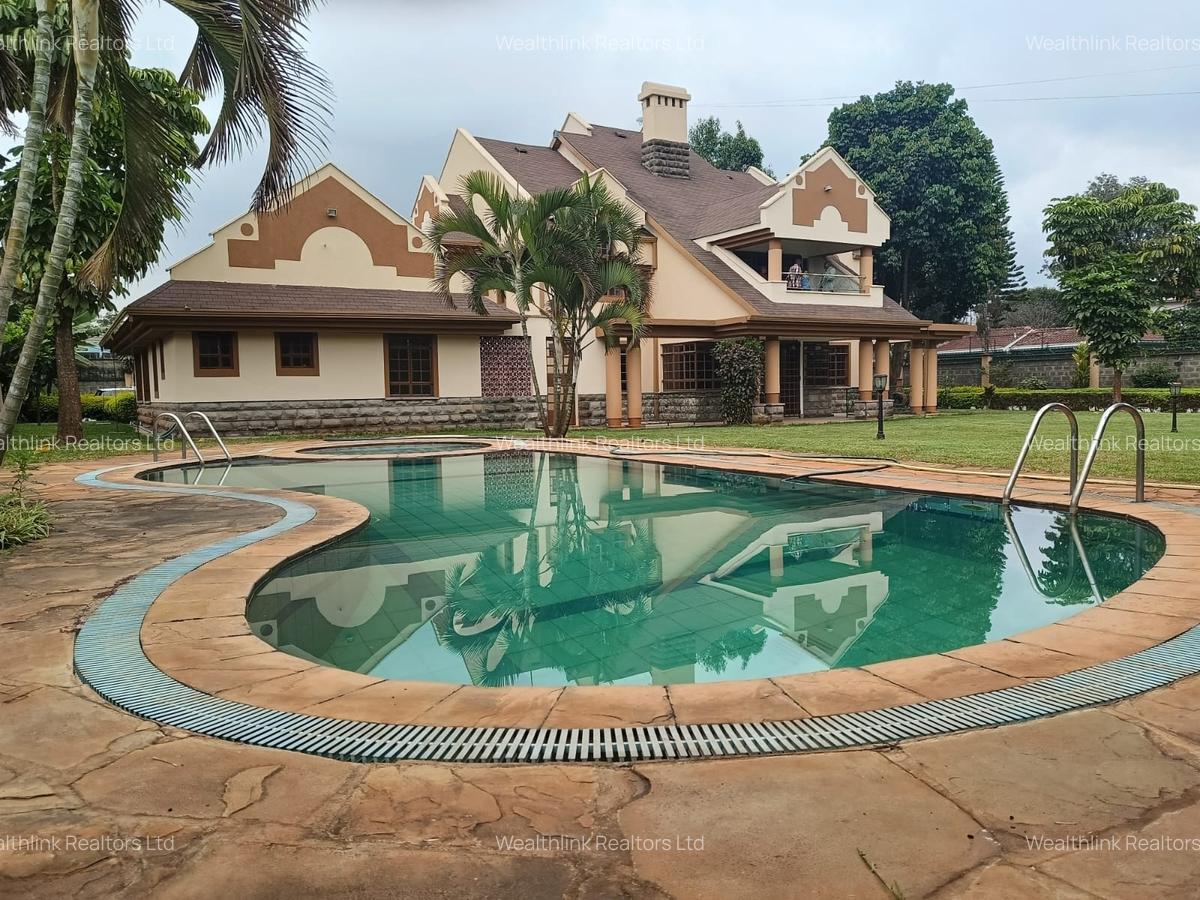 5 Bed House with En Suite at Runda - 1