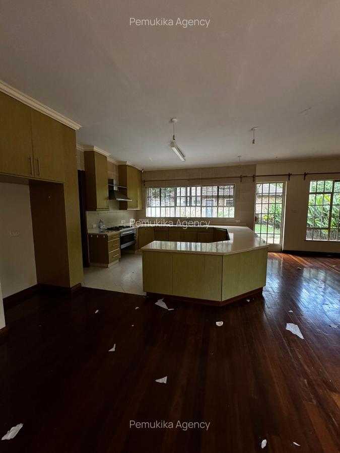 3 Bed House with En Suite at Windridge - 5