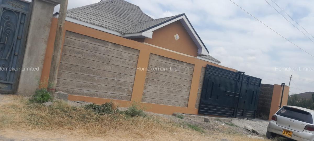 3 Bed House with En Suite at Utumish Court 1 - 1