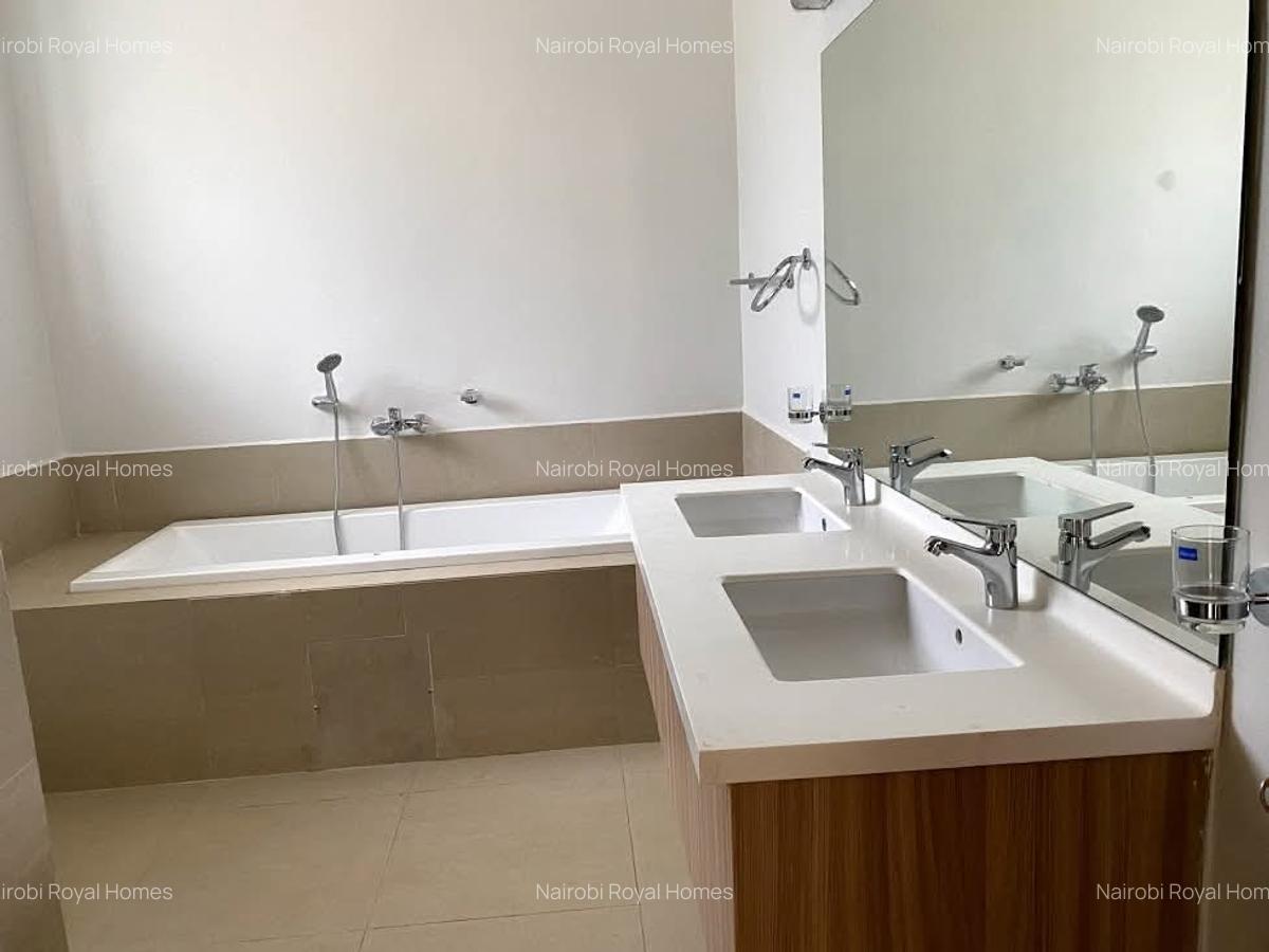 5 Bed Townhouse with En Suite at Lavington Green - 10