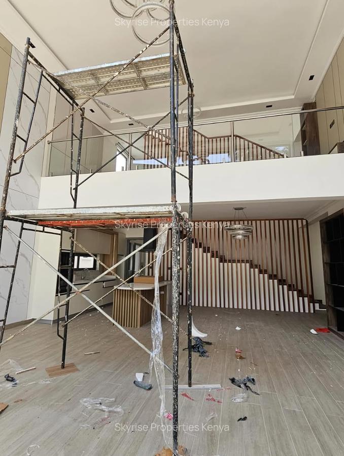 5 Bed Townhouse with En Suite in Lavington - 7