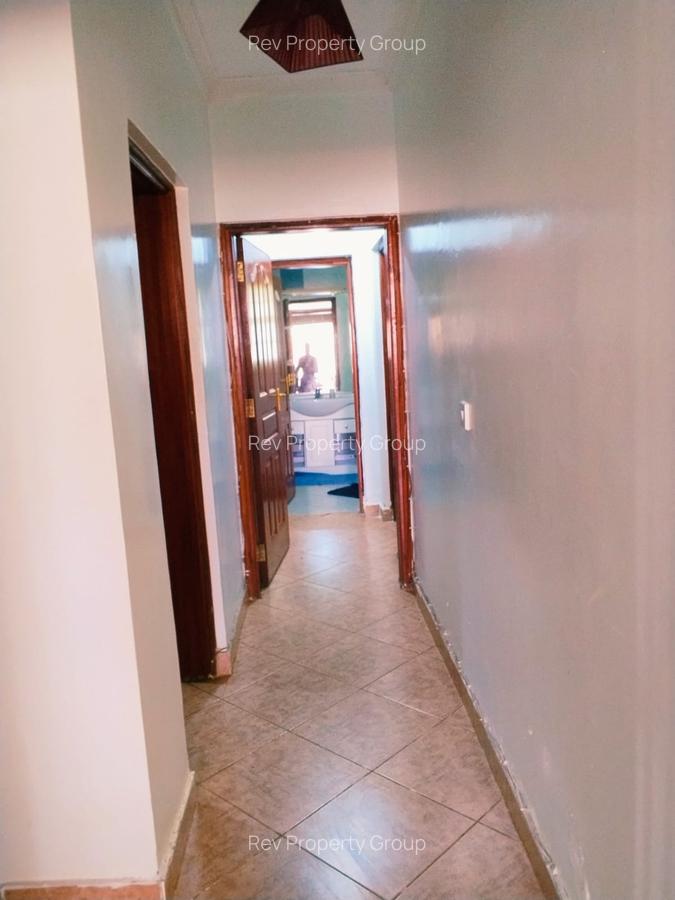 2 Bed House with En Suite in Rosslyn - 6