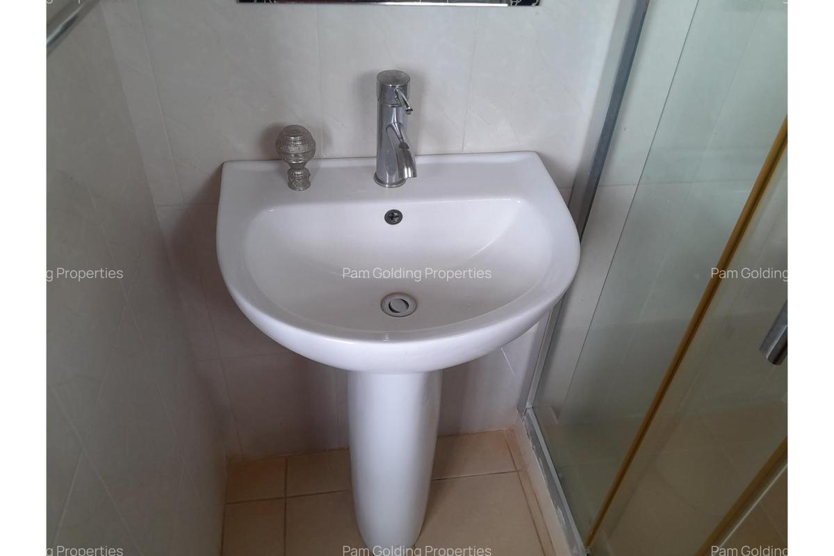 4 Bed House with En Suite at Runda Paradise - 20
