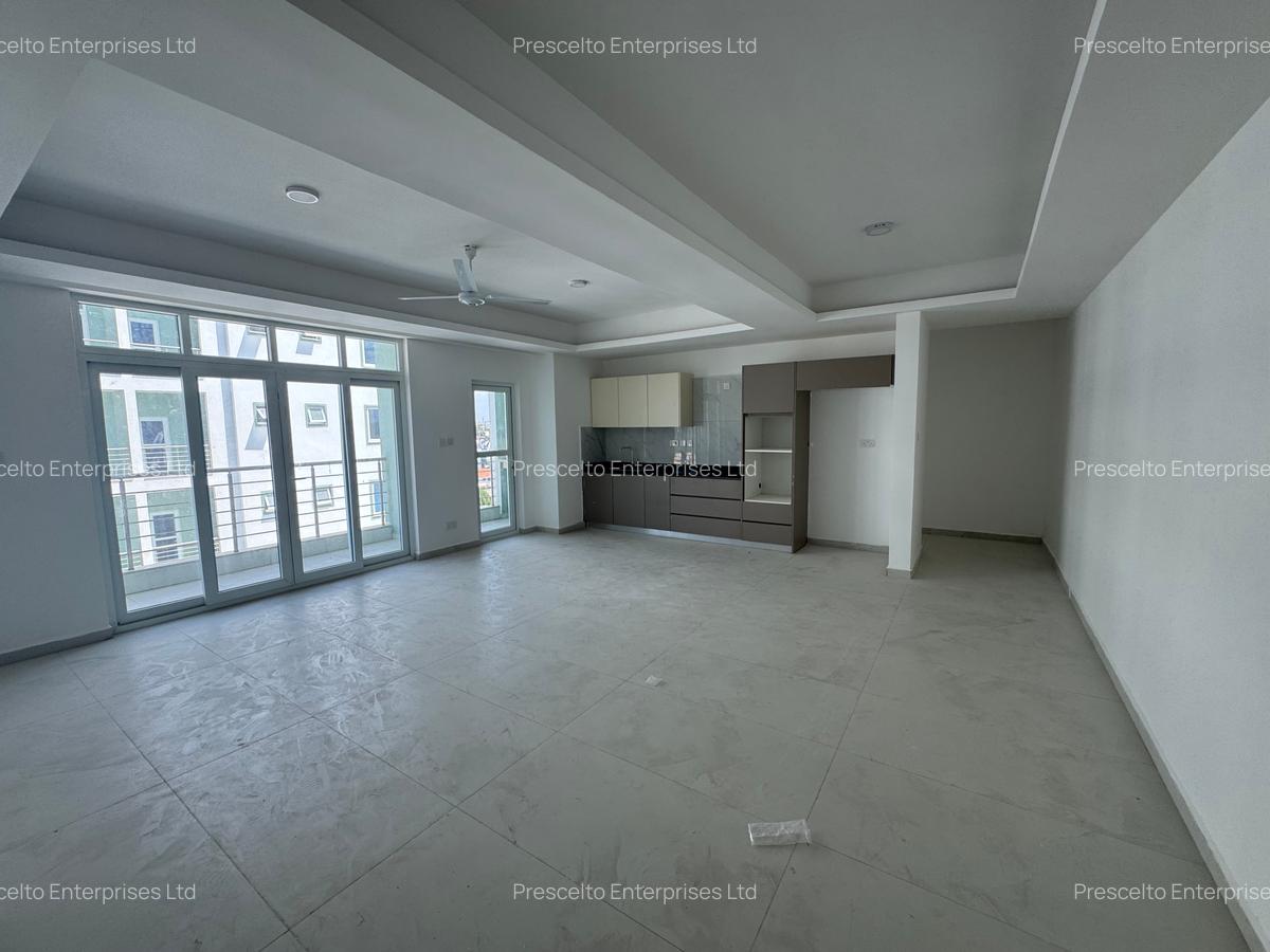 2 Bed Apartment with En Suite at Off Links Road - 3