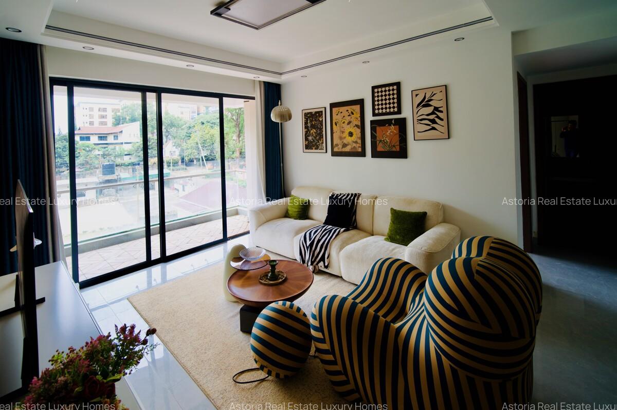 2 Bed Apartment with En Suite at 2026-403 - 5