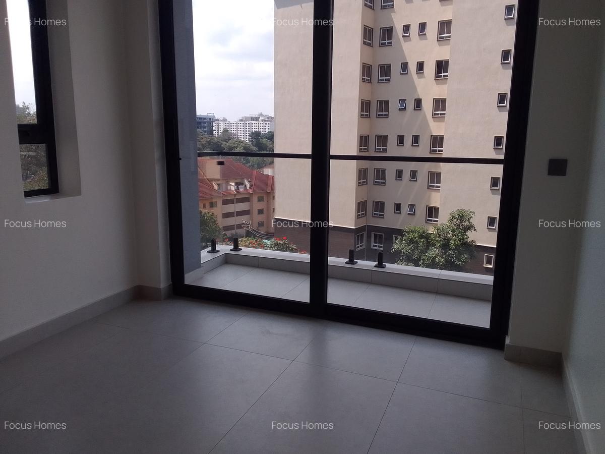 2 Bed Apartment with En Suite in Westlands Area - 3