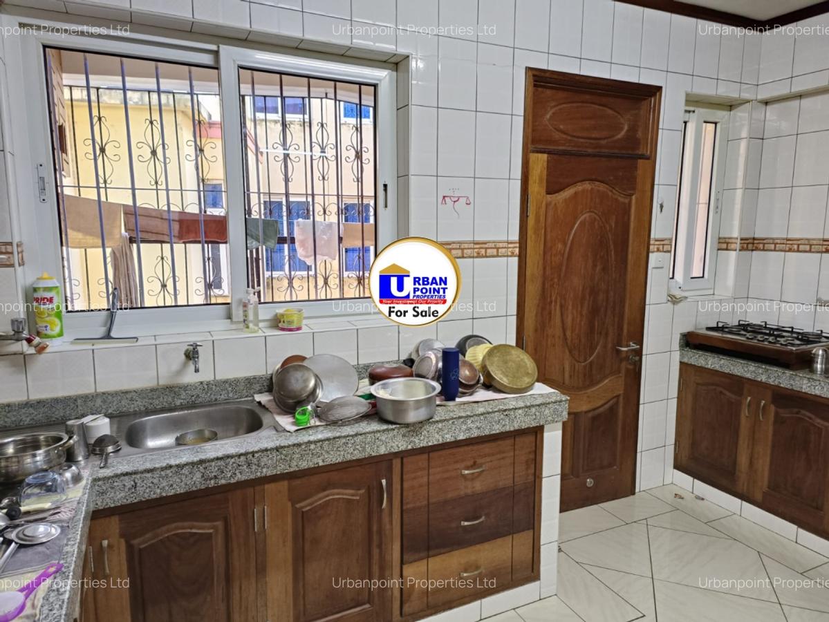 3 Bed Apartment with En Suite at Mkomani - 18