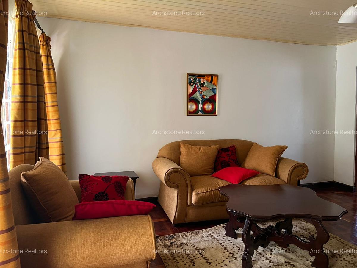 1 Bed House with Swimming Pool in Rosslyn - 2