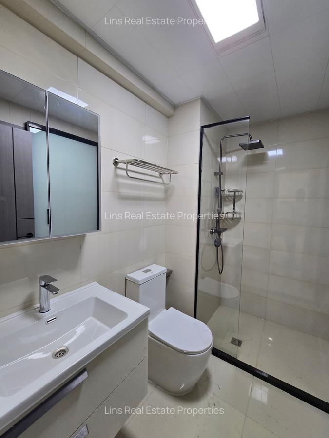 Serviced 1 Bed Apartment with En Suite in Westlands Area - 11