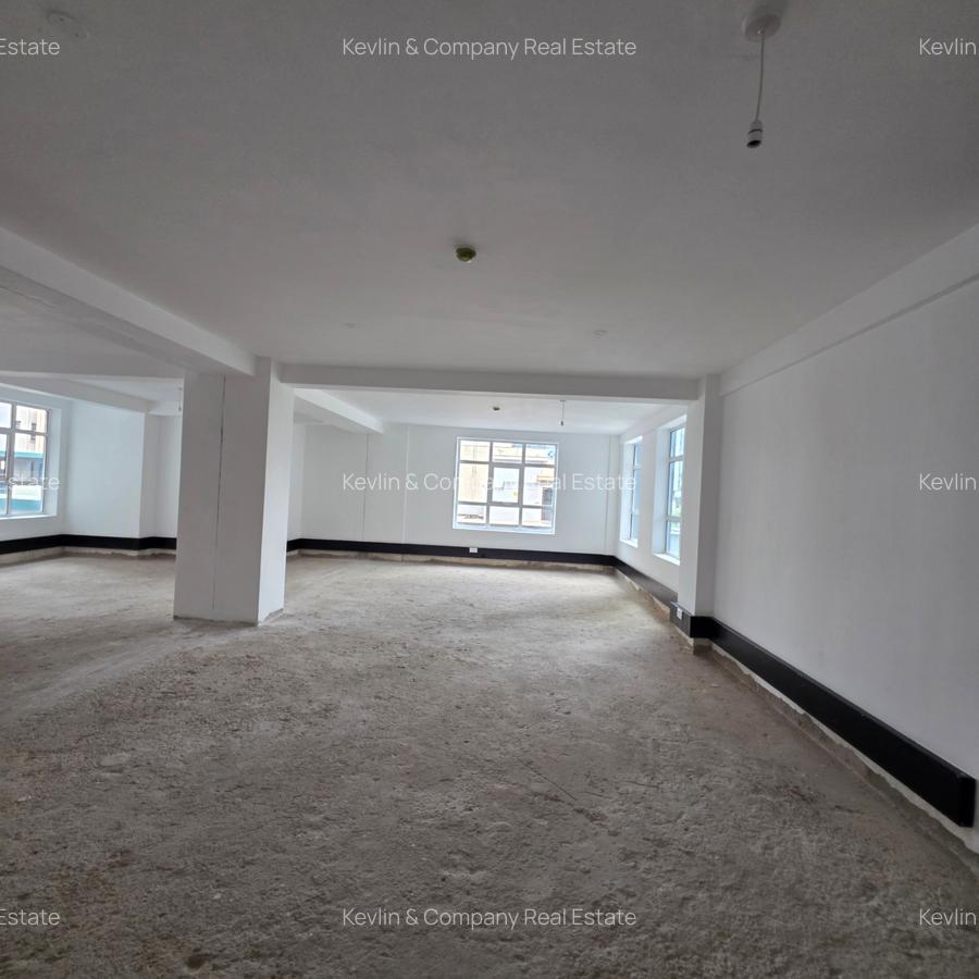 1,229 ft² Office with Service Charge Included in Westlands Area - 4