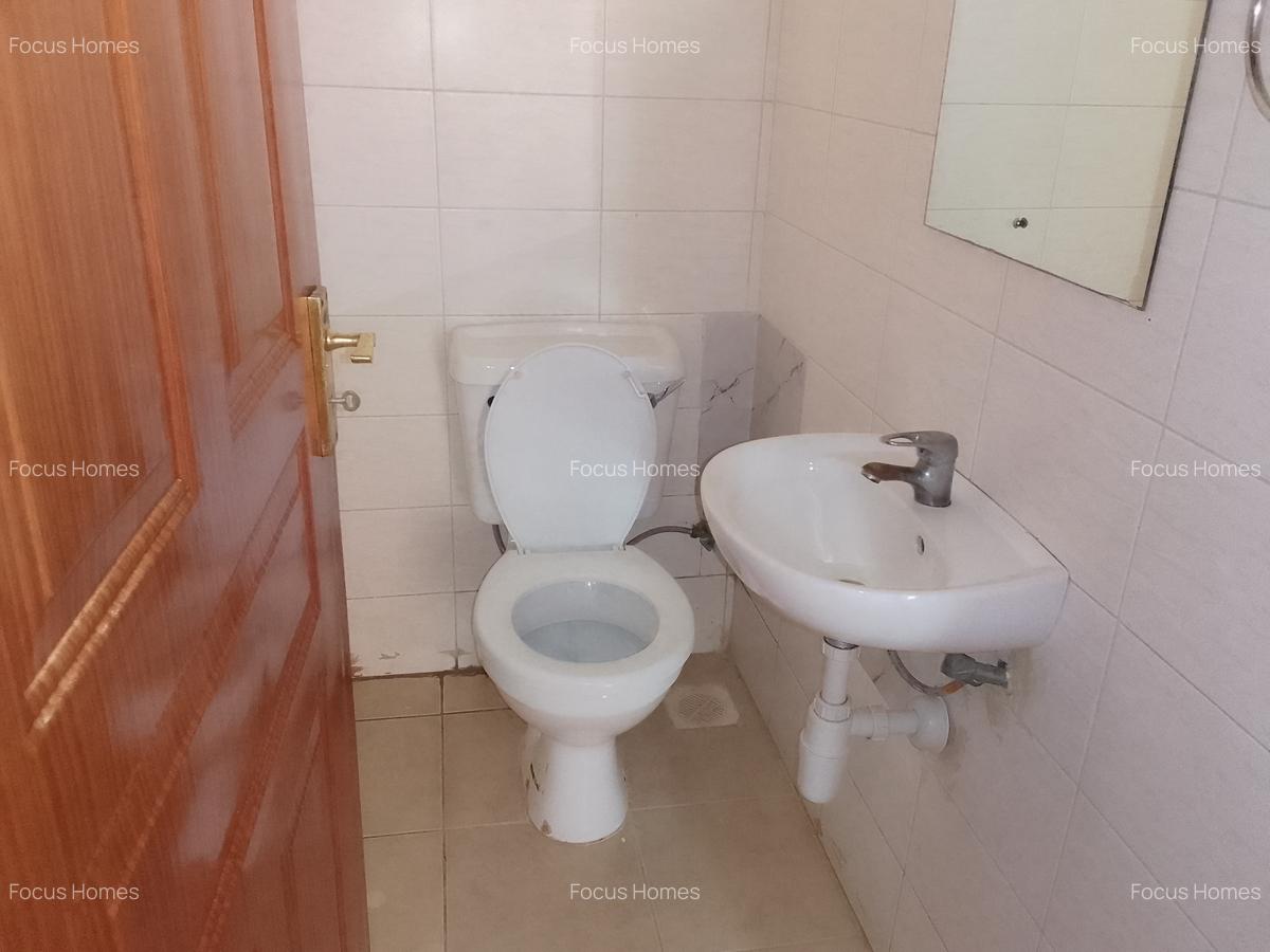 4 Bed Townhouse with En Suite in Lavington - 12
