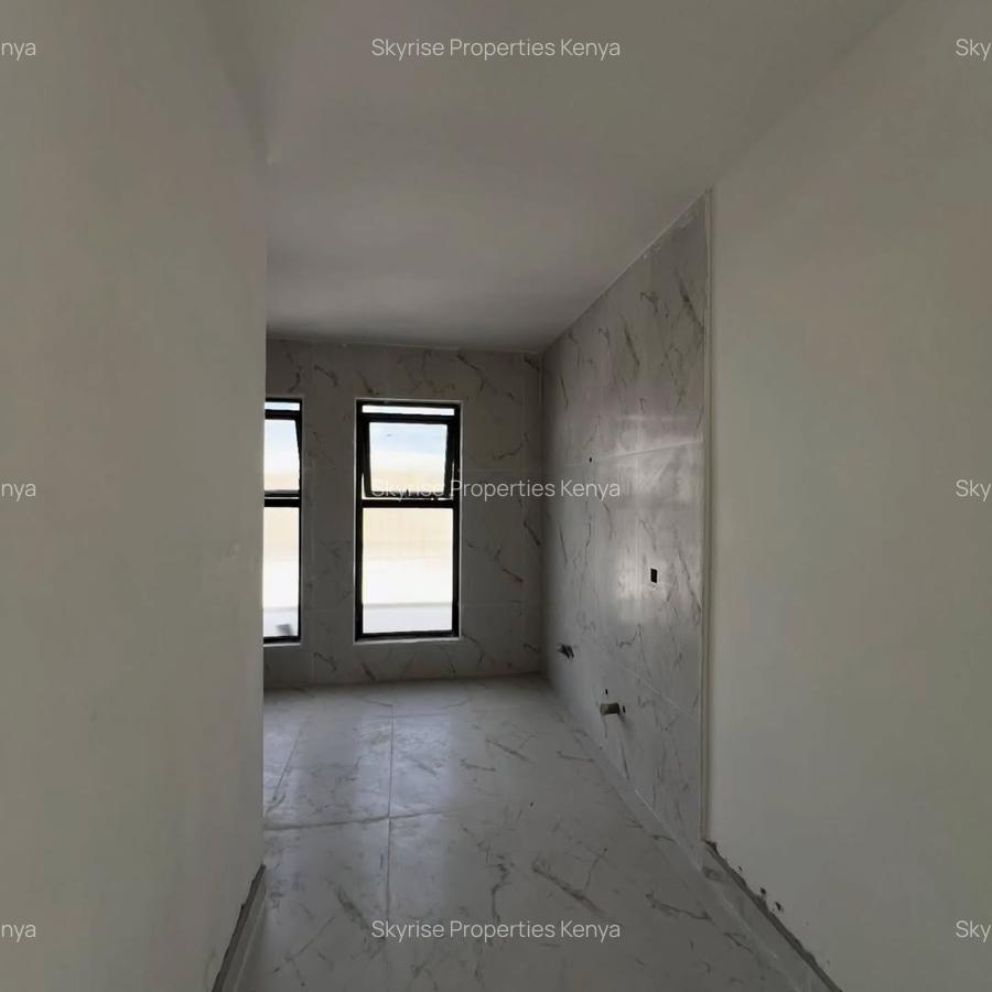 6 Bed Villa with En Suite in Lavington - 9